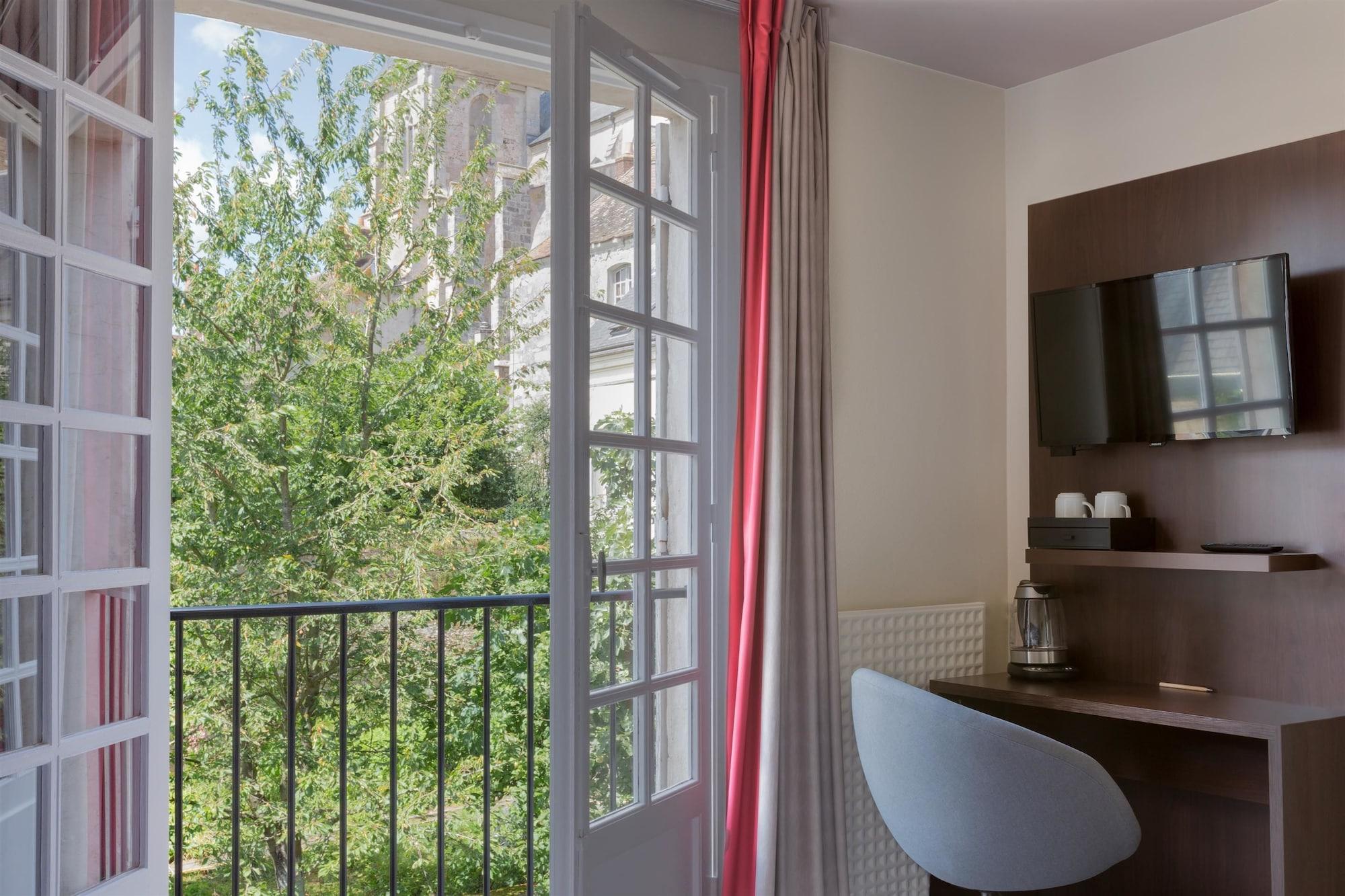 Best Western Blanche De Castille Дурдан Екстериор снимка