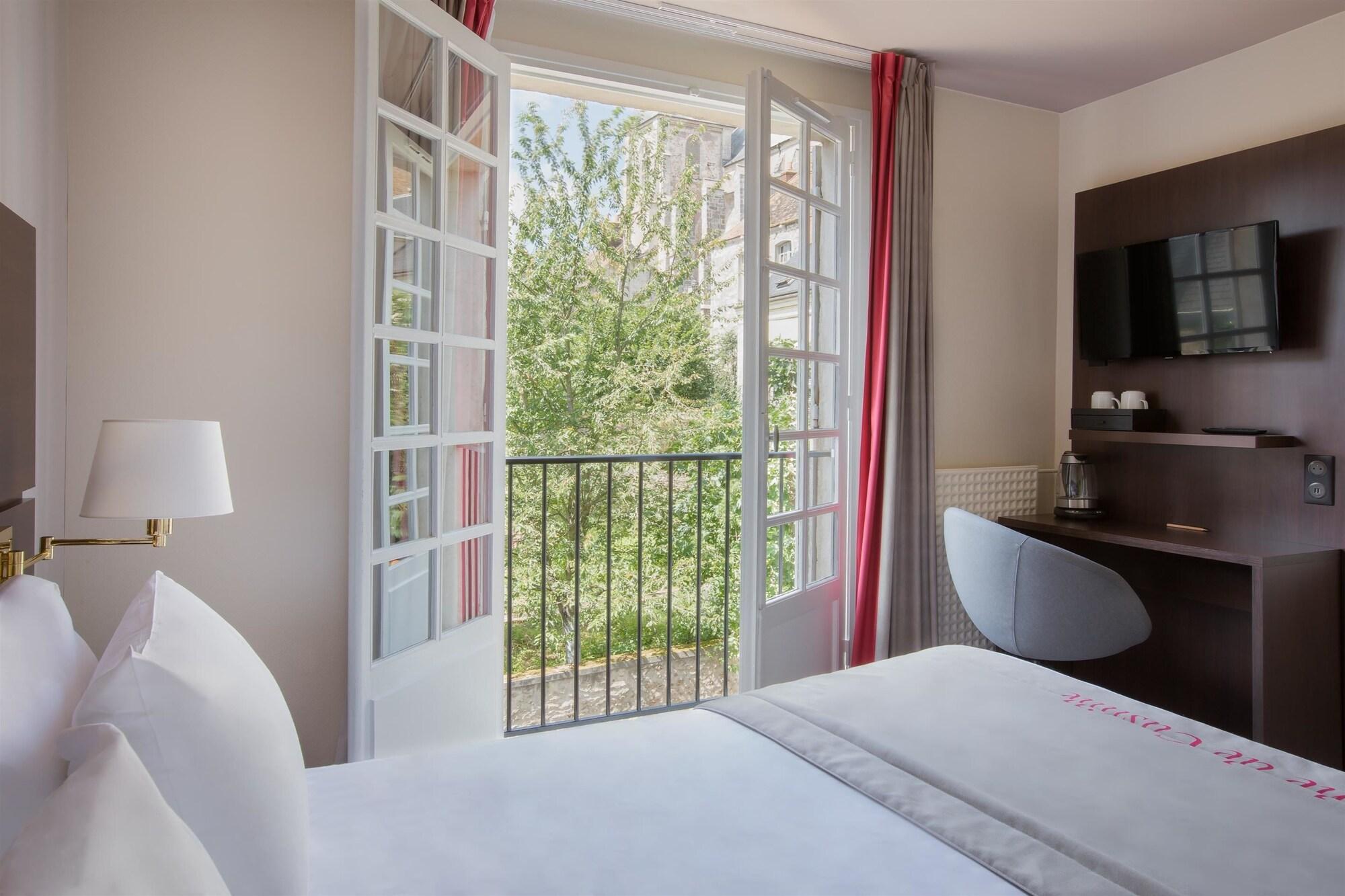 Best Western Blanche De Castille Дурдан Екстериор снимка