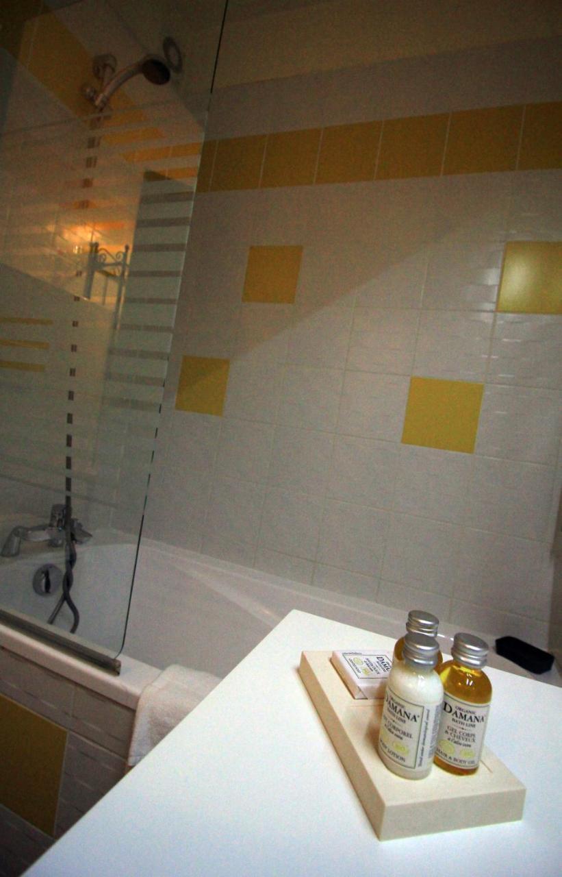 Best Western Blanche De Castille Дурдан Екстериор снимка