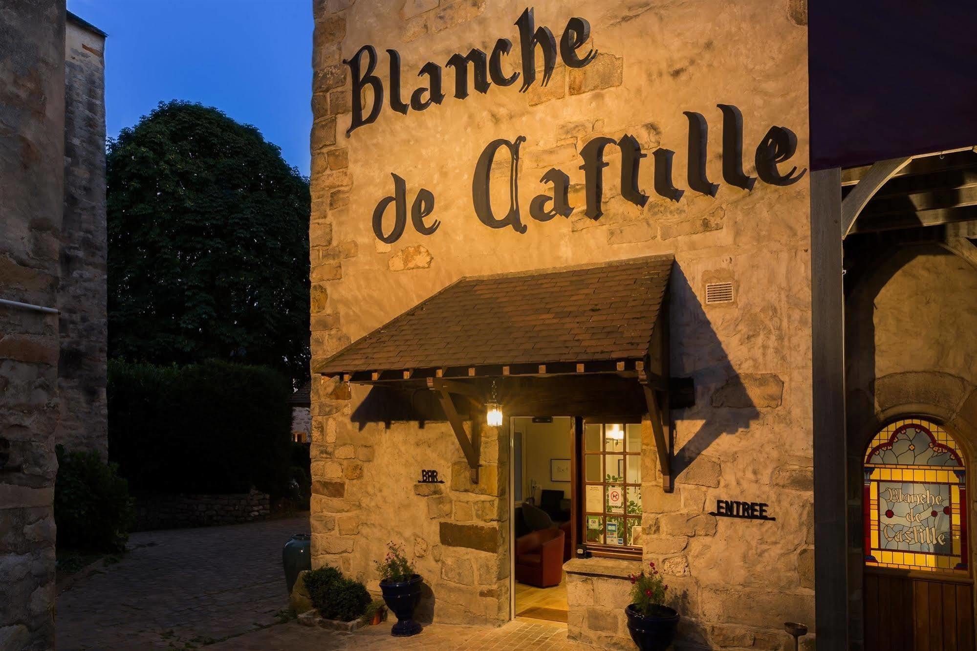 Best Western Blanche De Castille Дурдан Екстериор снимка