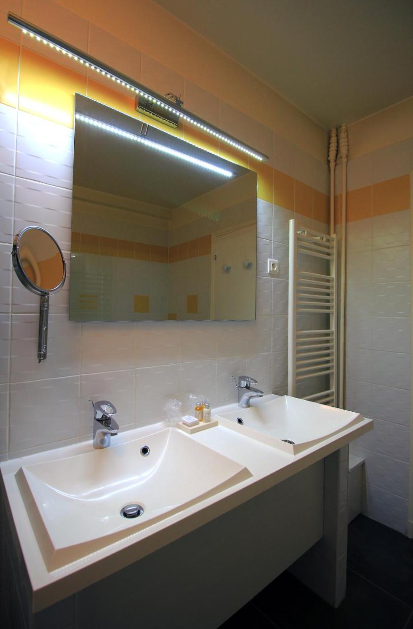 Best Western Blanche De Castille Дурдан Екстериор снимка